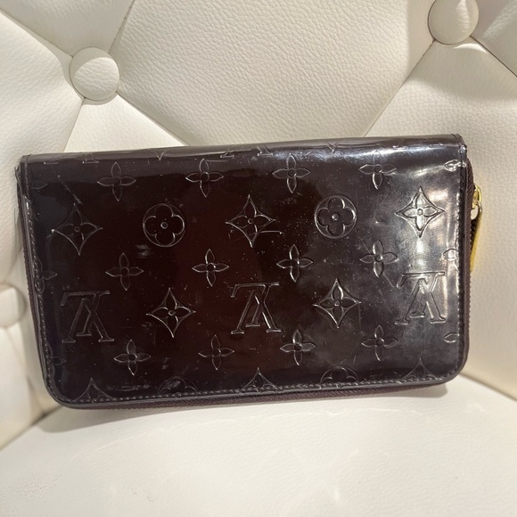 Louis Vuitton Dark Brown Embossed Wallet - Picture 1 of 14